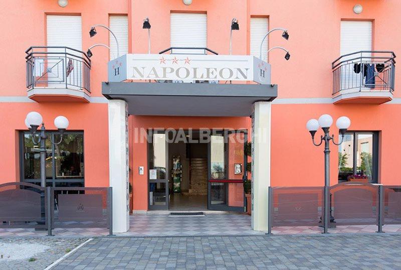 Hotel Napoleon San Mauro Mare Exteriér fotografie